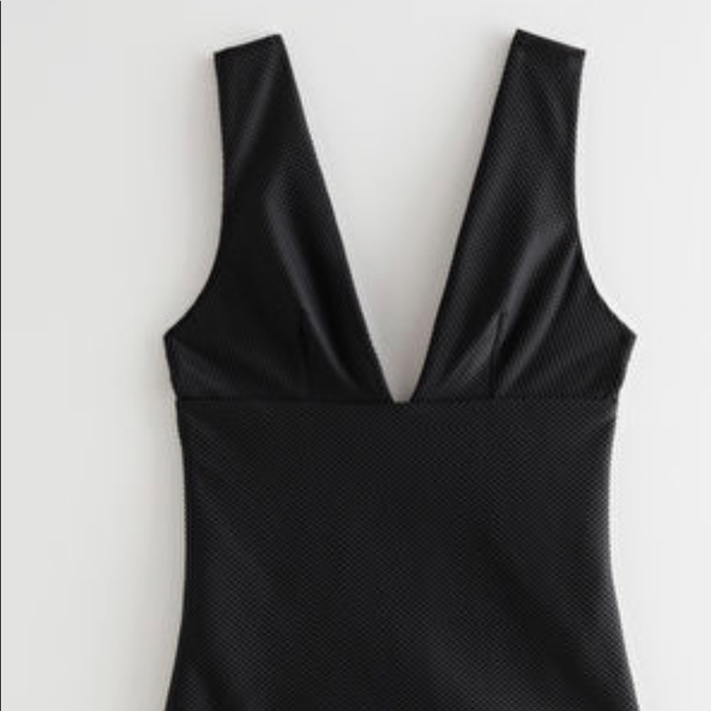 &Otherstories V-Cut Swimsuit size 36 / US 4